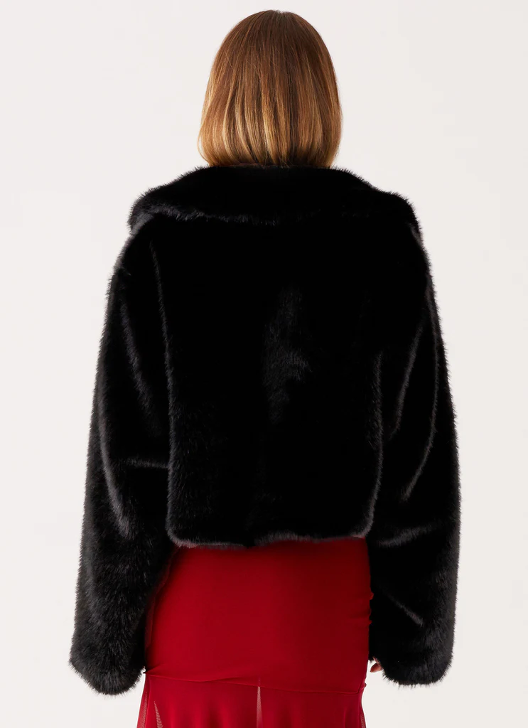Manteau Courte en Fausse Fourrure Carys - Noir