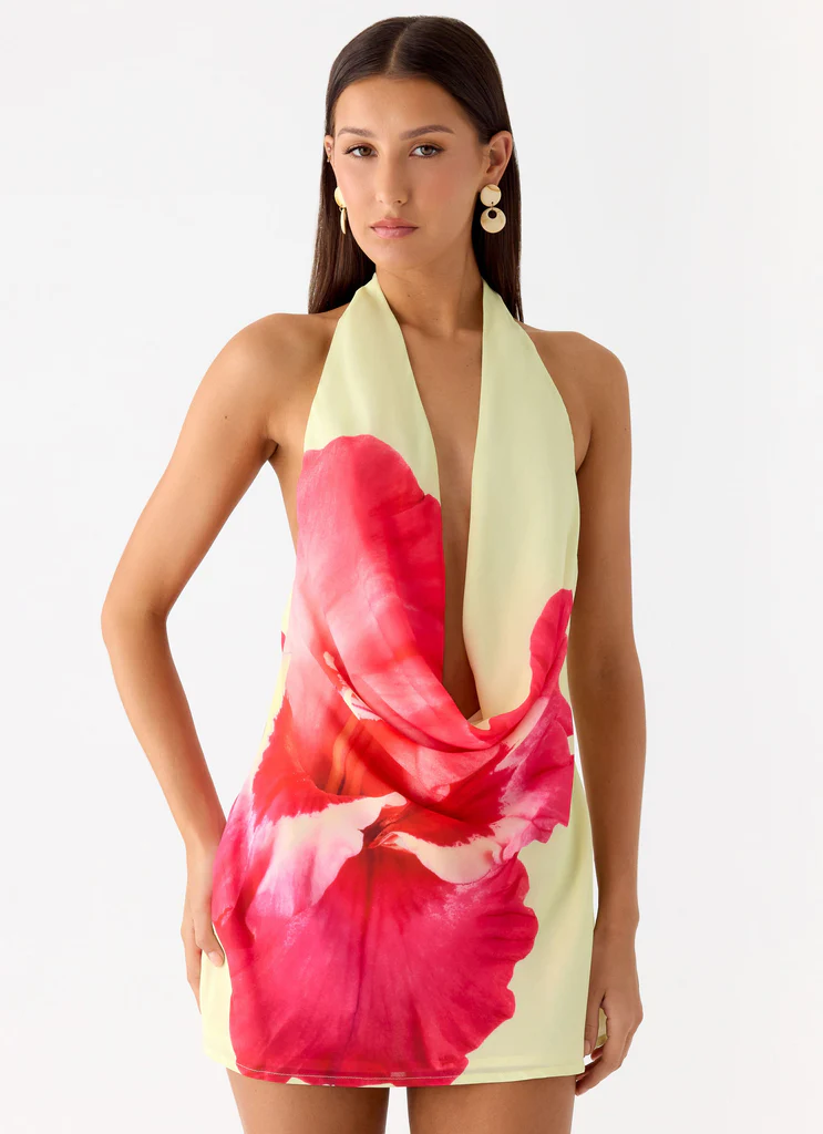 Robe Mini Cowl Varindra - Fleurs jaunes