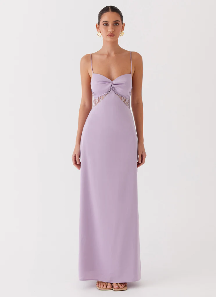 Robe maxi en satin à dentelle Dream Sight - Lilas