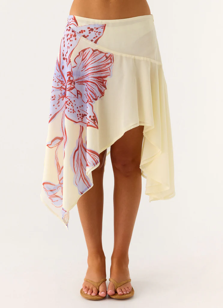 Jupe mi-longue asymétrique à taille basse Kia - Fleurs pourpre