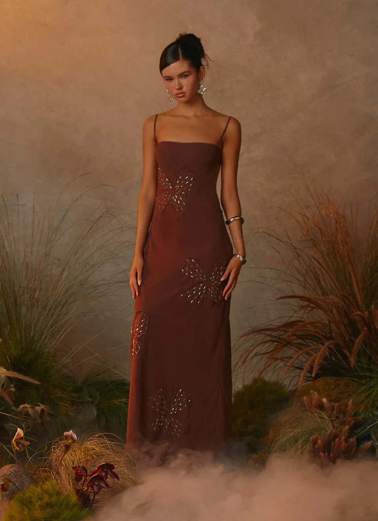 Robe maxi Bayla à fleurs brodées - Chocolat