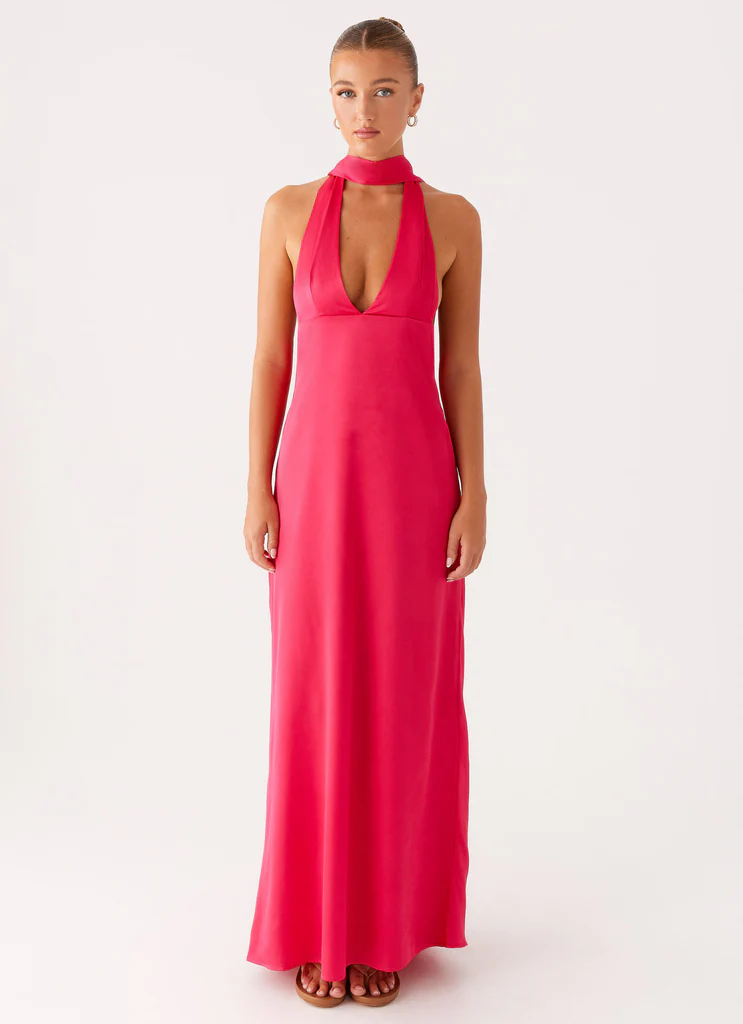 Robe maxi à bretelles en satin Alicia - Fuchsia