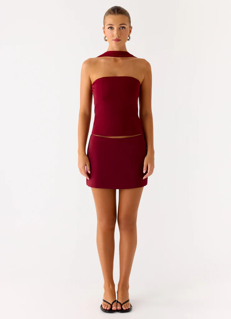 Mini-jupe Do It Again – Cherry foncé Mini-jupe Do It Again - Cherry foncé