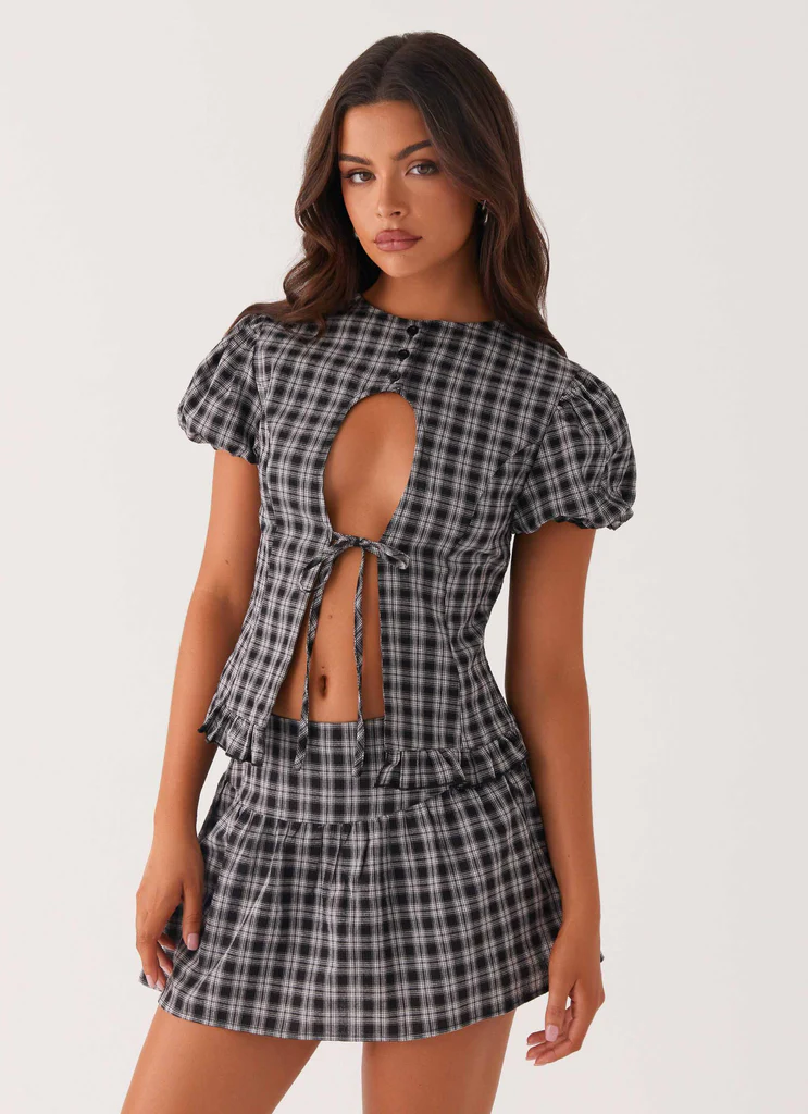 Top Annie à manches bouffantes - Blanc et noir à carreaux