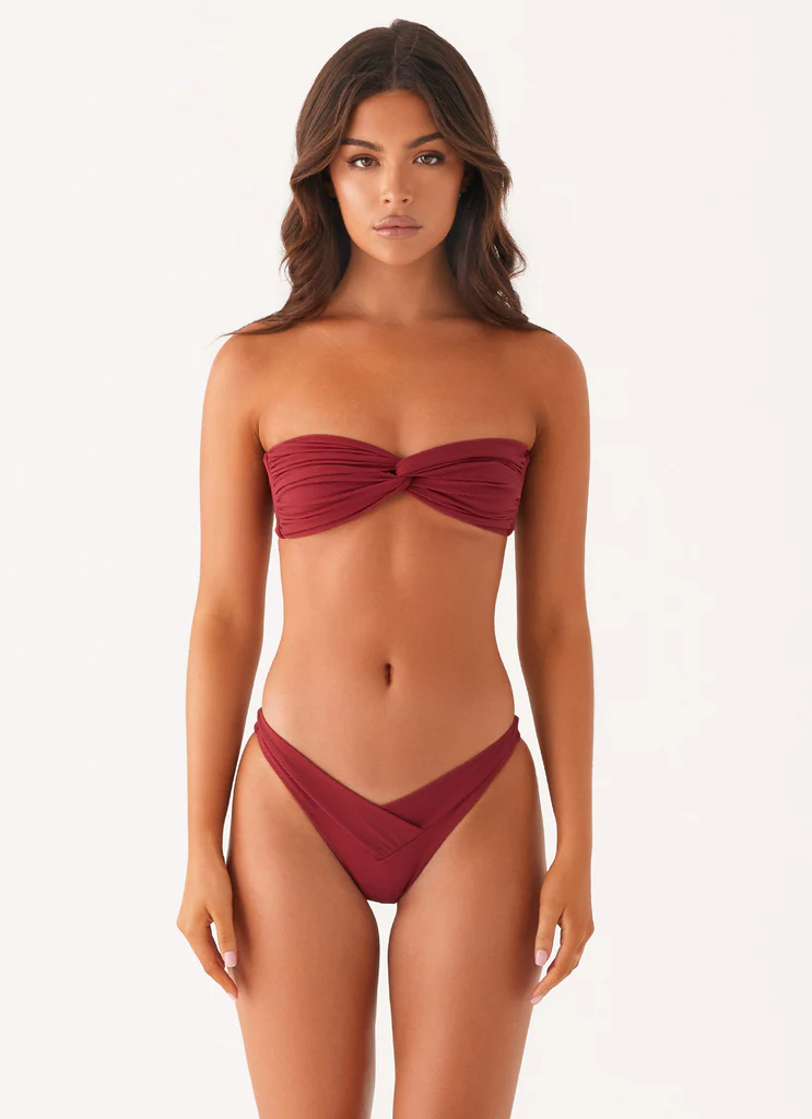 Bas de maillot Delta – Mûre Bas de maillot Delta - Mûre