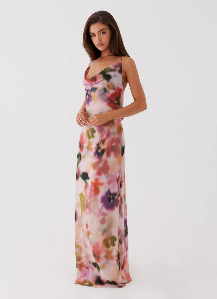 Robe Maxi à capuche Abigail - Mystic Meadow