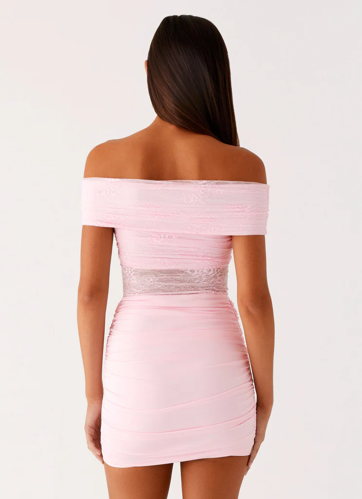 Robe Mini Épaules Découvertes À Sens Unique – Rose Pâle Robe Mini Épaules Découvertes À Sens Unique - Rose Pâle
