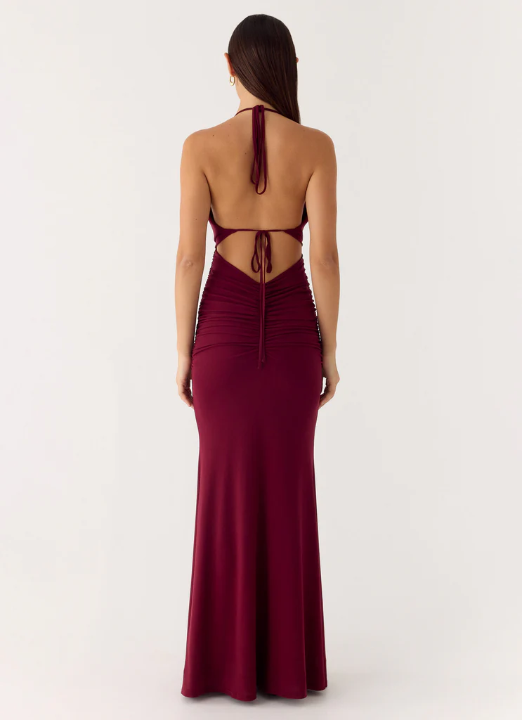 Robe maxi Eyes Closed - Cerise foncé