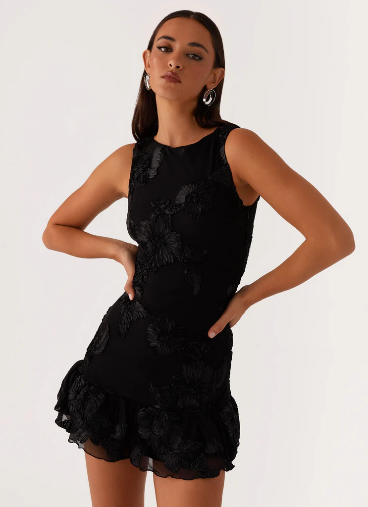 Dernier Danse Robe Mini à Col Haut - Noir