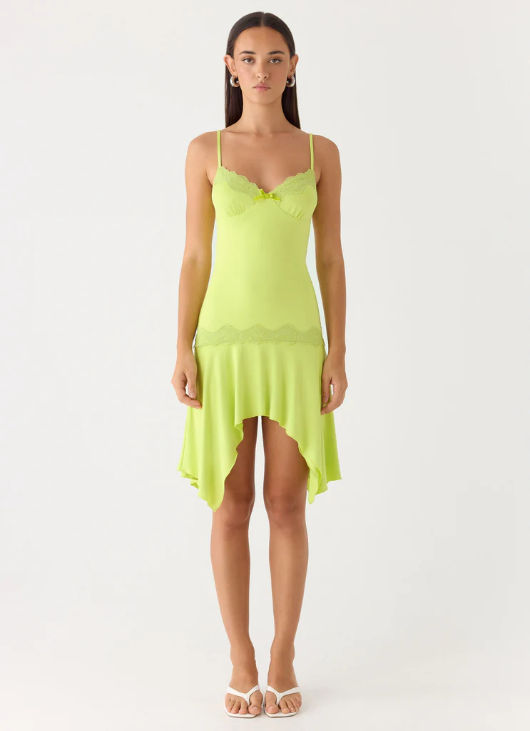 Robe Mini Queen Card - Lime
