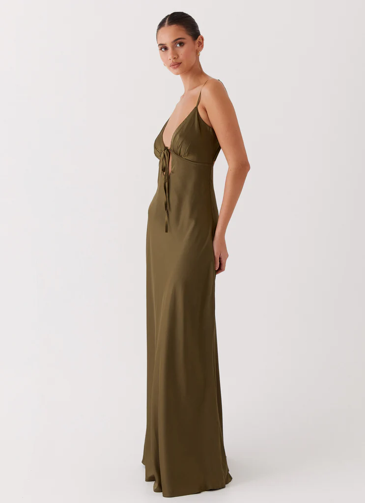Robe maxi en satin Flora - Kaki