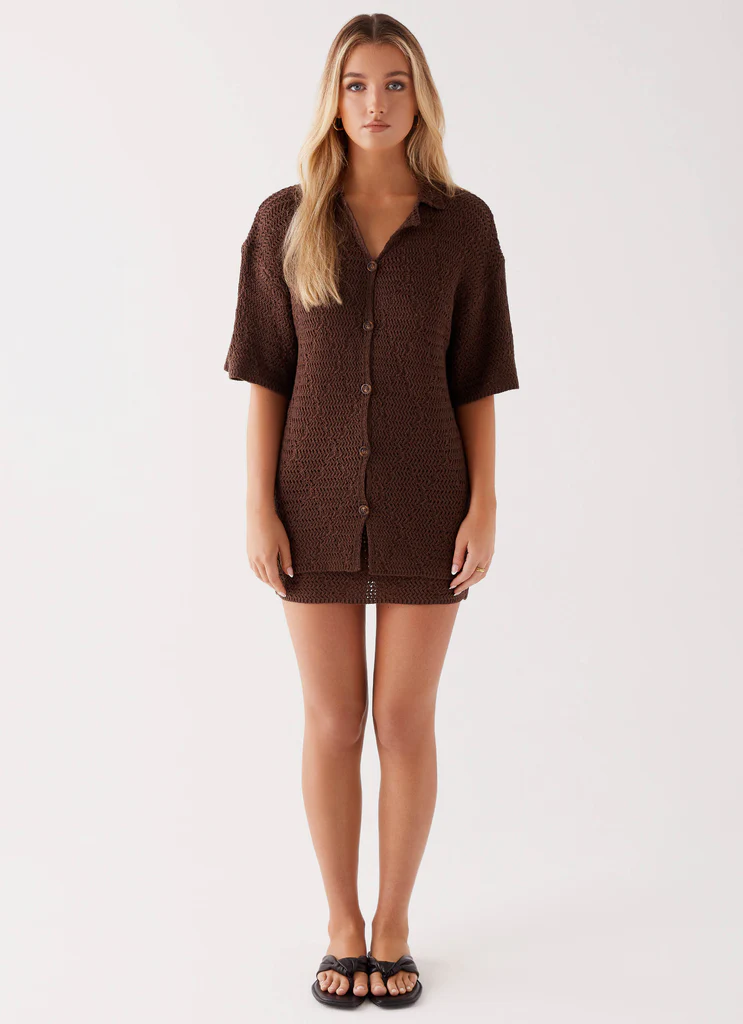 Chemise oversize à mailles Nylah – Chocolat Chemise oversize à mailles Nylah - Chocolat