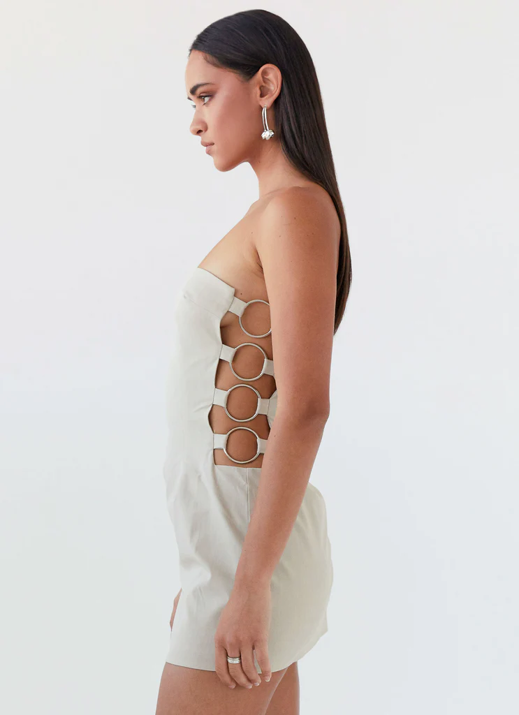 Robe mini sans bretelles Conceited - Sable