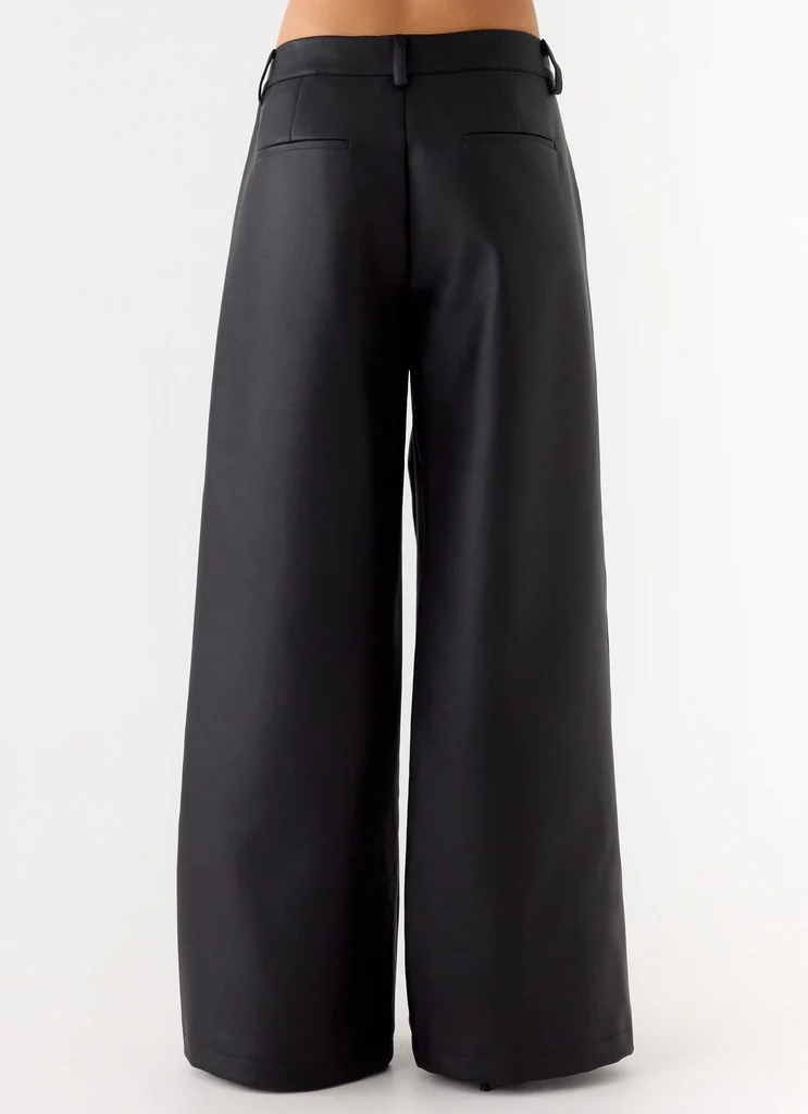 Pantalon en cuir synthétique Samuel à taille basse - Noir