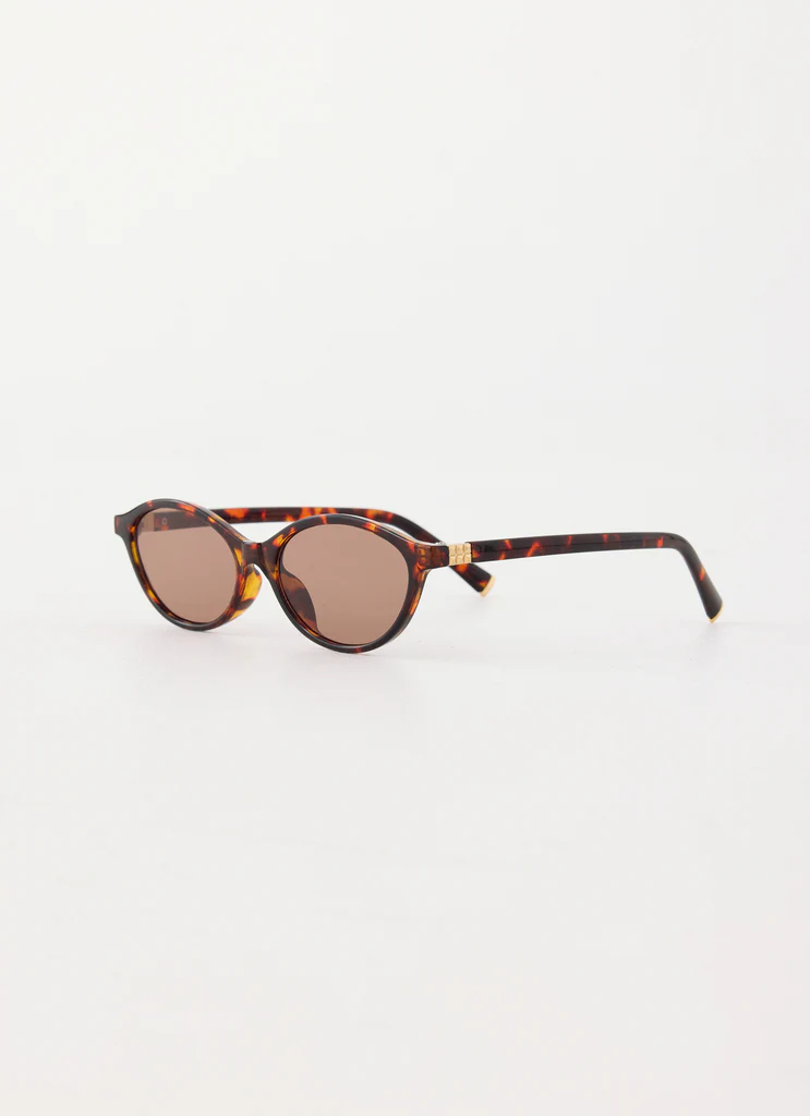 Sunglasses Hard Launch - Tort