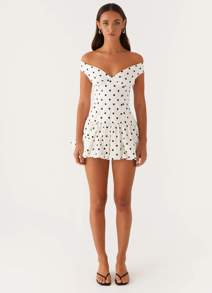 Robe Mini Épaulette Sans Manches Endless Romance - Tache de Roussette Blanche