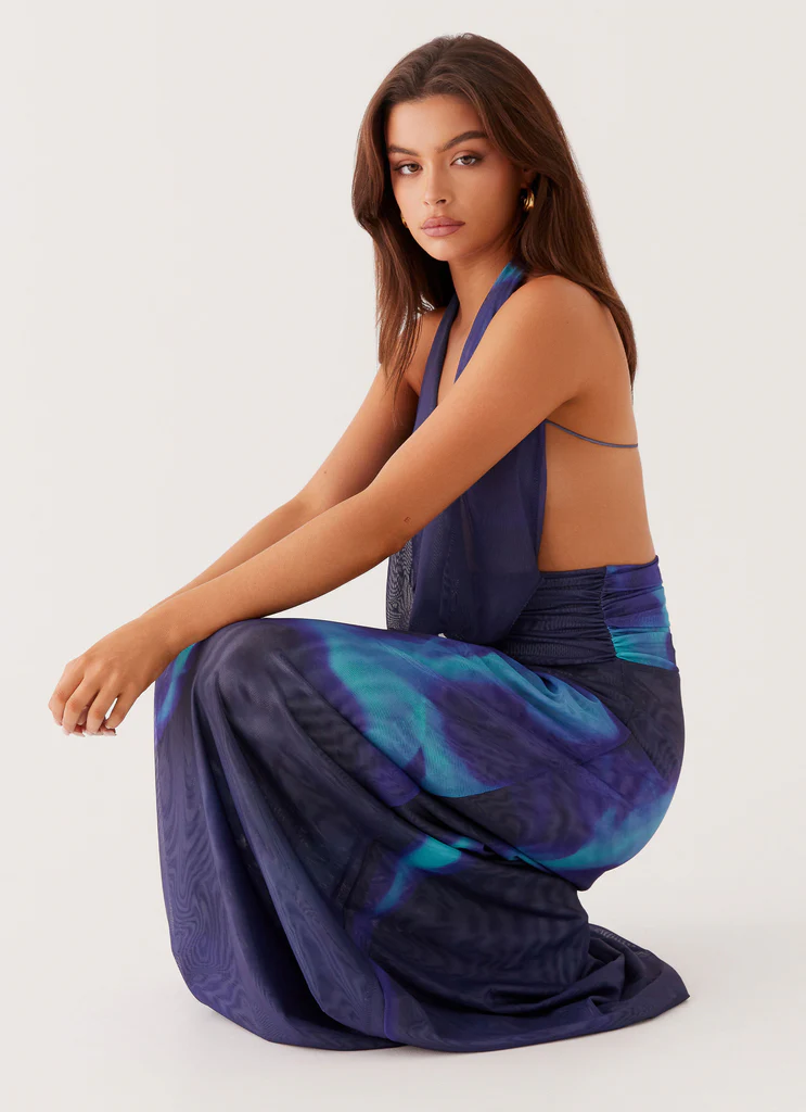 Robe maxi en mousseline Elysia – Rose Cyber Robe maxi en mousseline Elysia - Rose Cyber