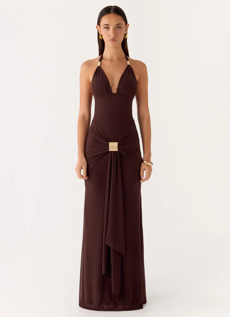 Robe maxi Miyah à brides et accessoires métalliques - Chocolat